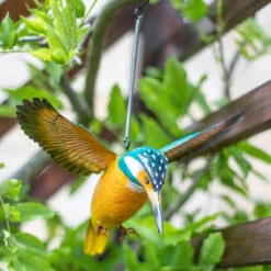 Vida Blue Tit In Flight