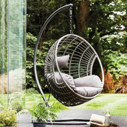 London Hanging Wicker Egg Chair -Tirlan Farm Life Sales Shop 9121900 frontface 1200Wx1200H