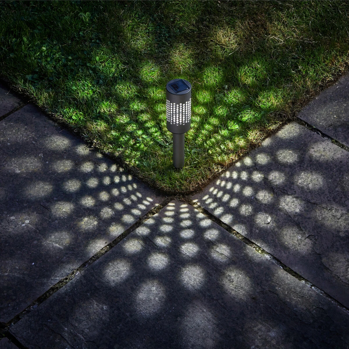 Solar Solstar 365 Stakelight 10L 4 Solar Solstar 365 Stakelight 10L - Image 2